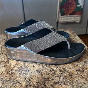 FITFLOP WOMENS 9 Silver Rhinestone